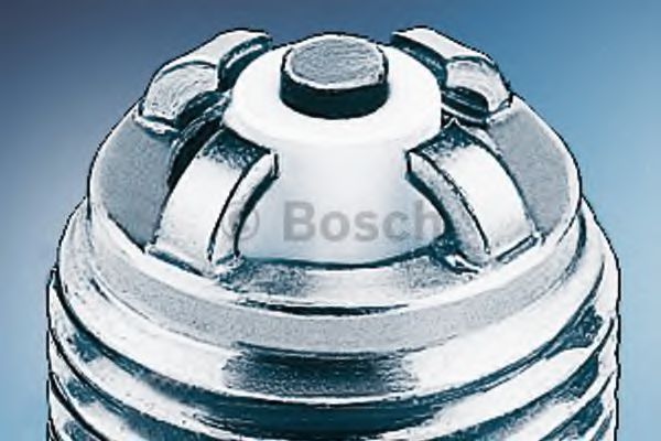 Свеча зажигания Bosch                0 242 235 748